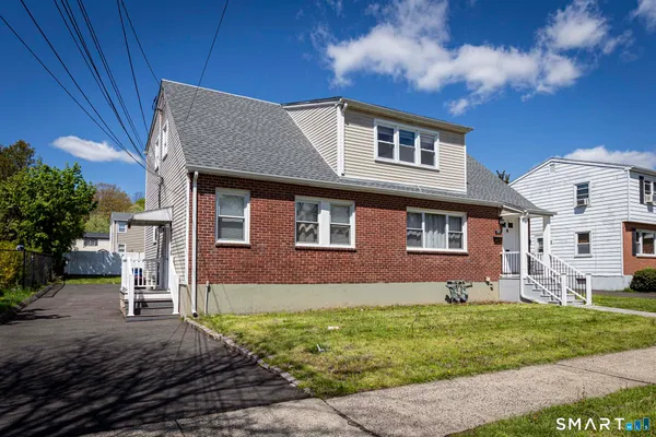 $2,100 | 117 Elizabeth Ann Drive, New Haven, CT 06512