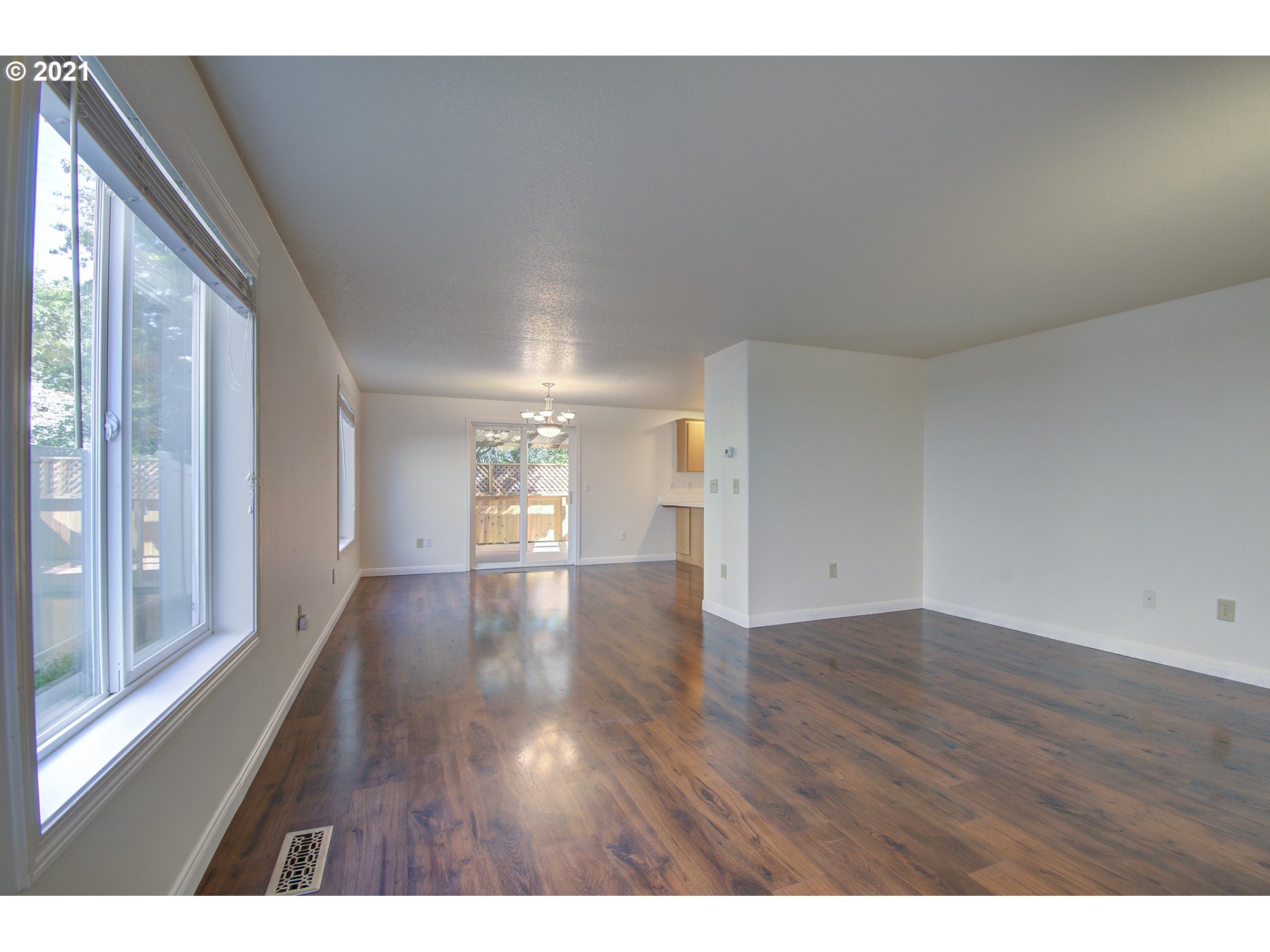 3106 South 1st Street Ridgefield, WA 98642 - Photo 5 of 32