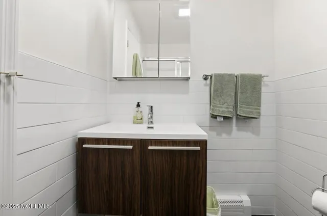 $1,950 | 468 2nd Avenue, Unit 1, Long Branch, NJ 07740