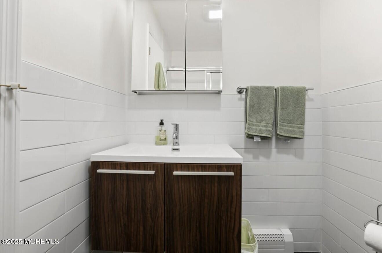 468 2nd Avenue, Unit 1 Long Branch, NJ 07740 - Photo 6 of 7 thumbnail_IMG_4995