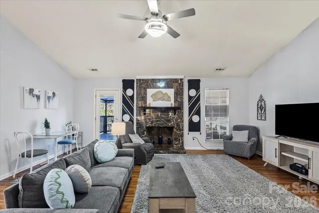 $329,999 | 2036 Killarney Place, Charlotte, NC 28262