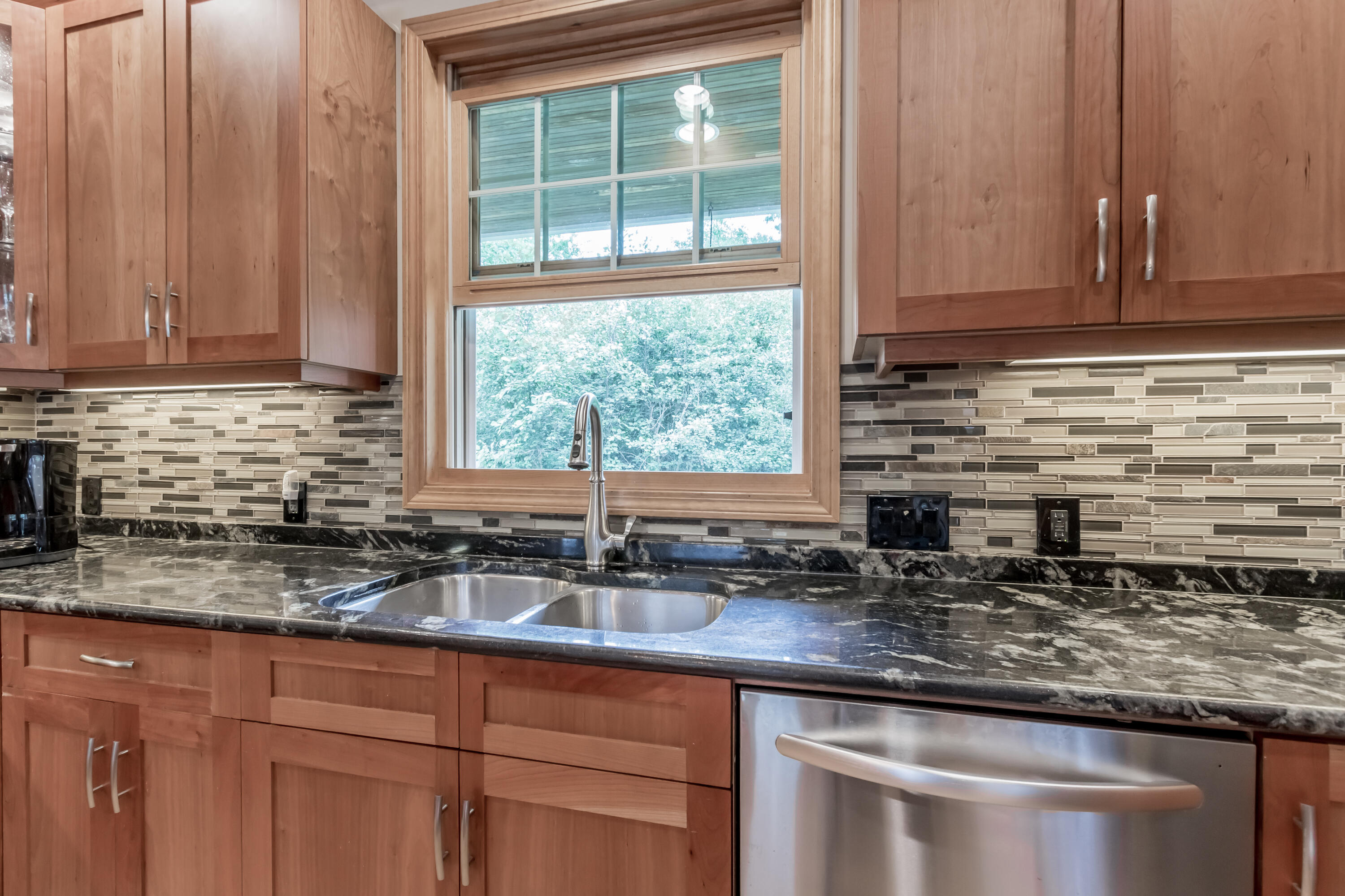 7 Lighthouse Point Road Cape Elizabeth, ME 04107 - Photo 12 of 46 20210831KP-71009