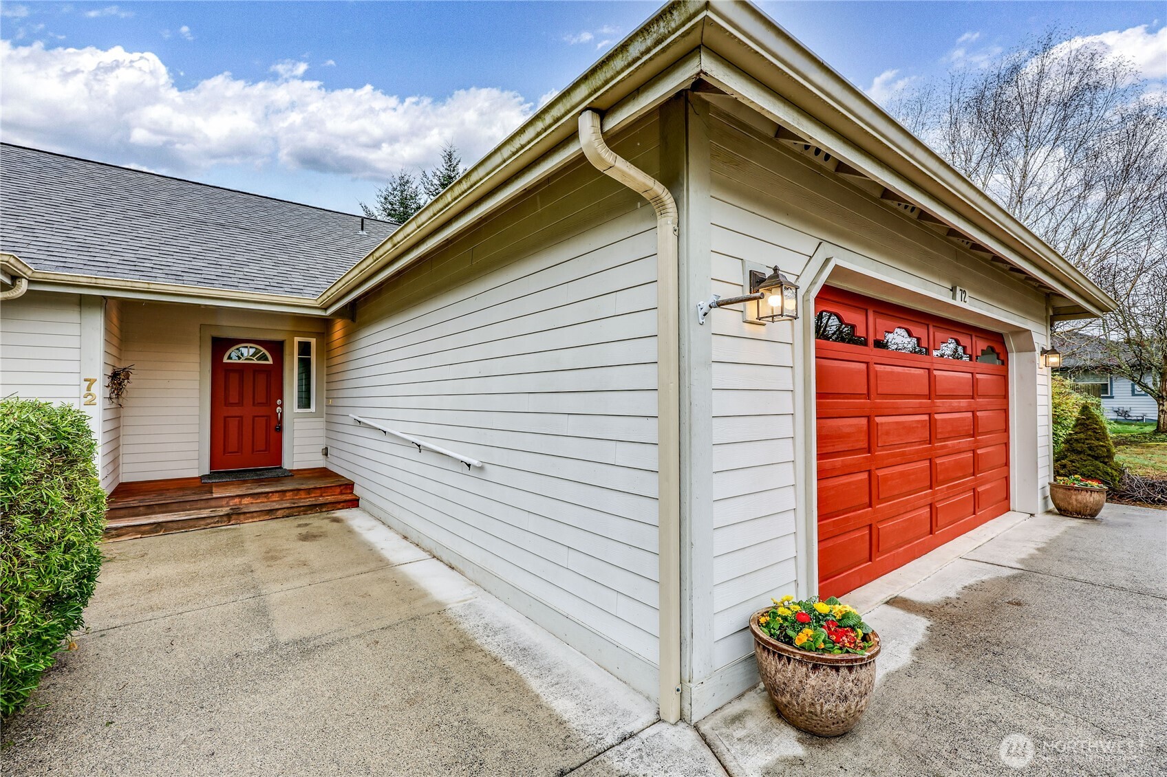 72 Meg's Way Port Hadlock, WA 98339 - Photo 3 of 40