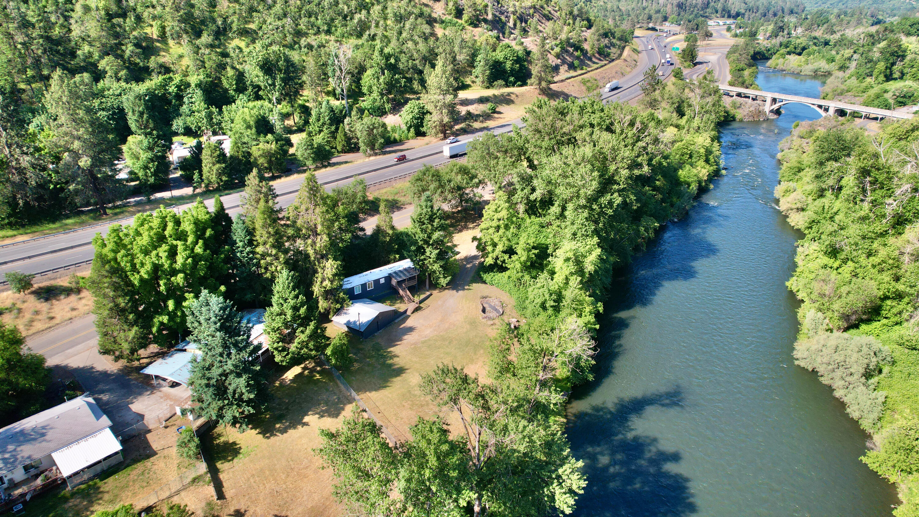 2550 Lampman Road Gold Hill, OR 97525 - Photo 18 of 27 image001