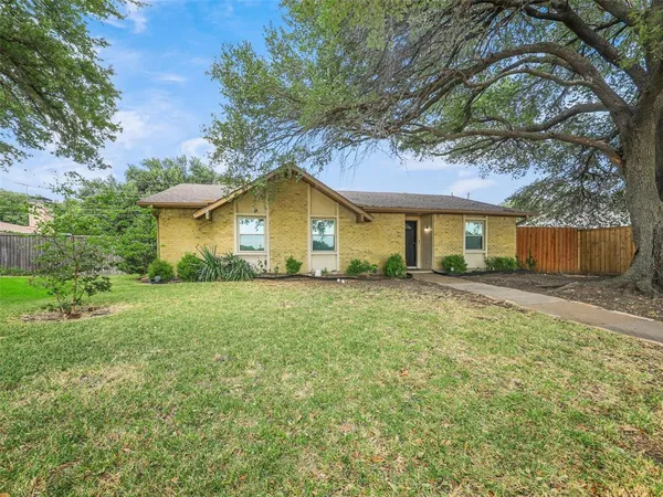 $2,200 | 1503 Field Cove Drive, Plano, TX 75023