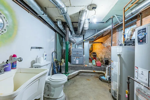 $425,000 | 643 West 54th Place, Chicago, IL 60609