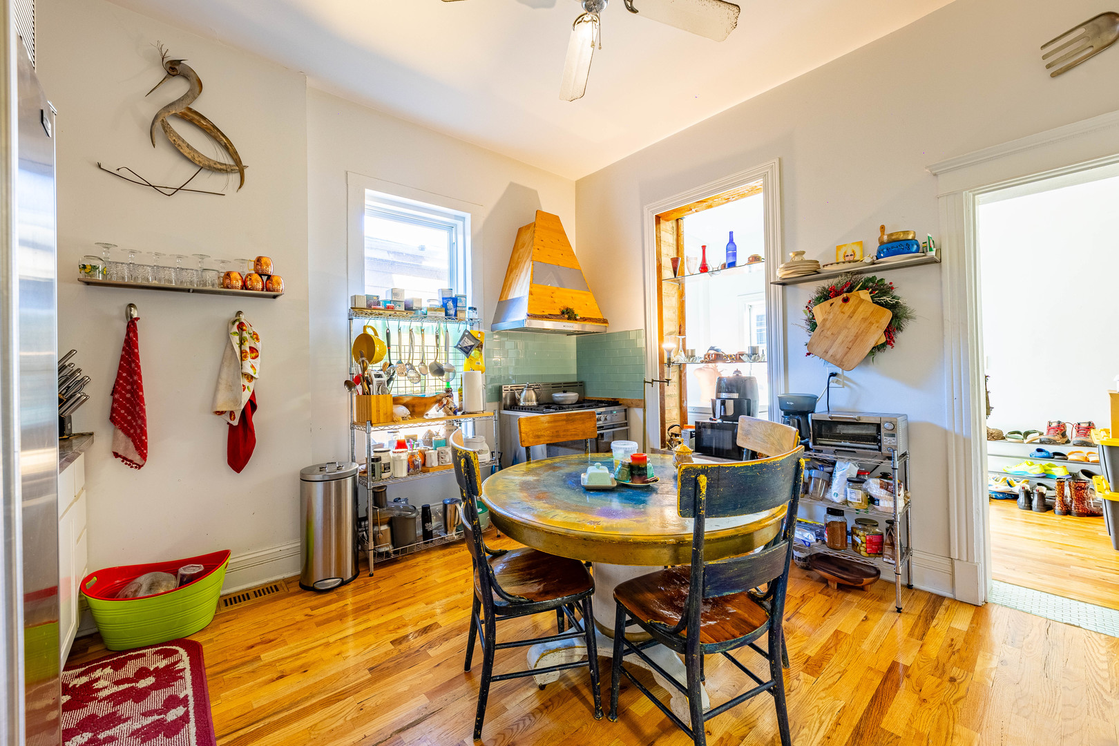 643 West 54th Place Chicago, IL 60609 - Photo 8 of 15