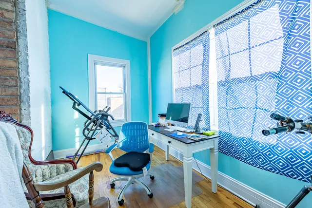 $425,000 | 643 West 54th Place, Chicago, IL 60609