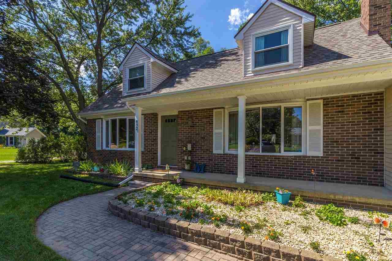832 Alpine Trail Fenton, MI 48430 - Photo 37 of 42 21501829-36.JPG