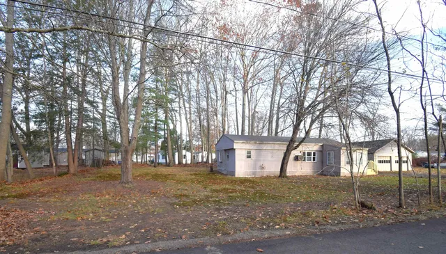 $249,000 | 6 Dow Street, Exeter, NH 03833