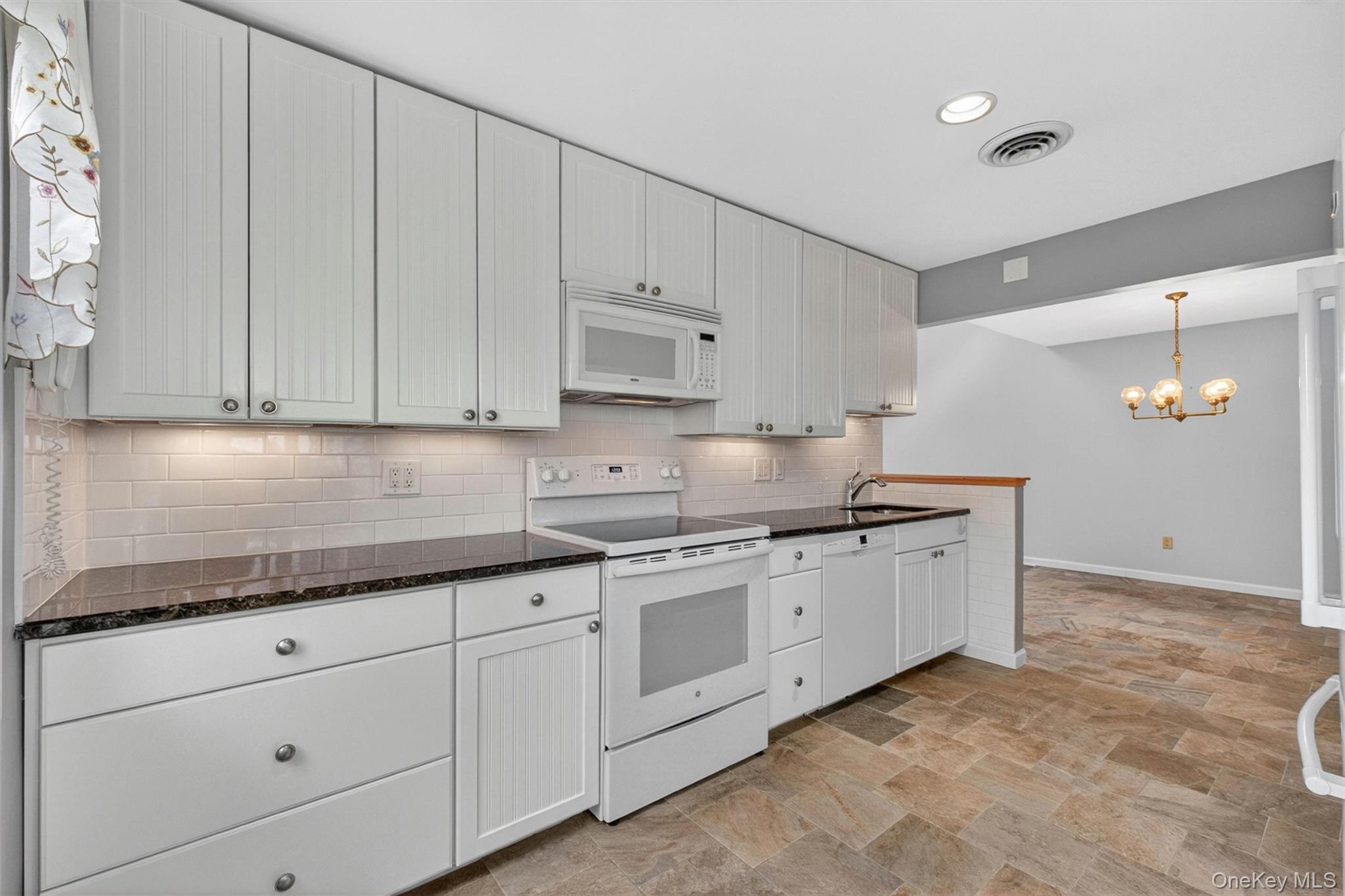 115 Fields Lane Peekskill, NY 10566 - Photo 15 of 50