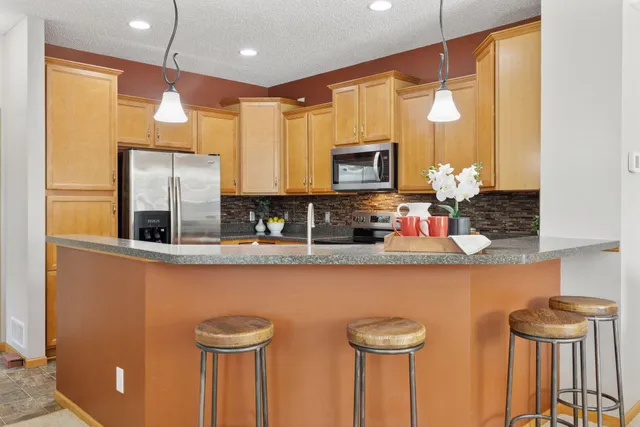 $329,900 | 9512 Scott Lane, Brooklyn Park, MN 55443