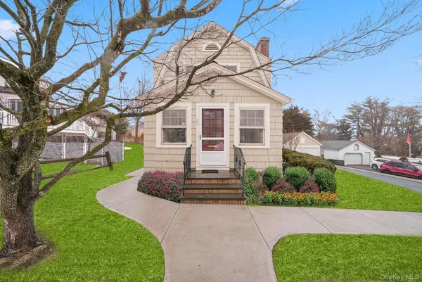 $675,000 | 20 Archer Avenue, White Plains, NY 10603