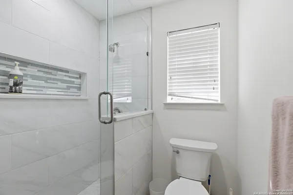 $429,900 | 1317 Murray Winn, Windcrest, TX 78239