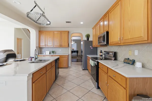 $429,900 | 1317 Murray Winn, Windcrest, TX 78239