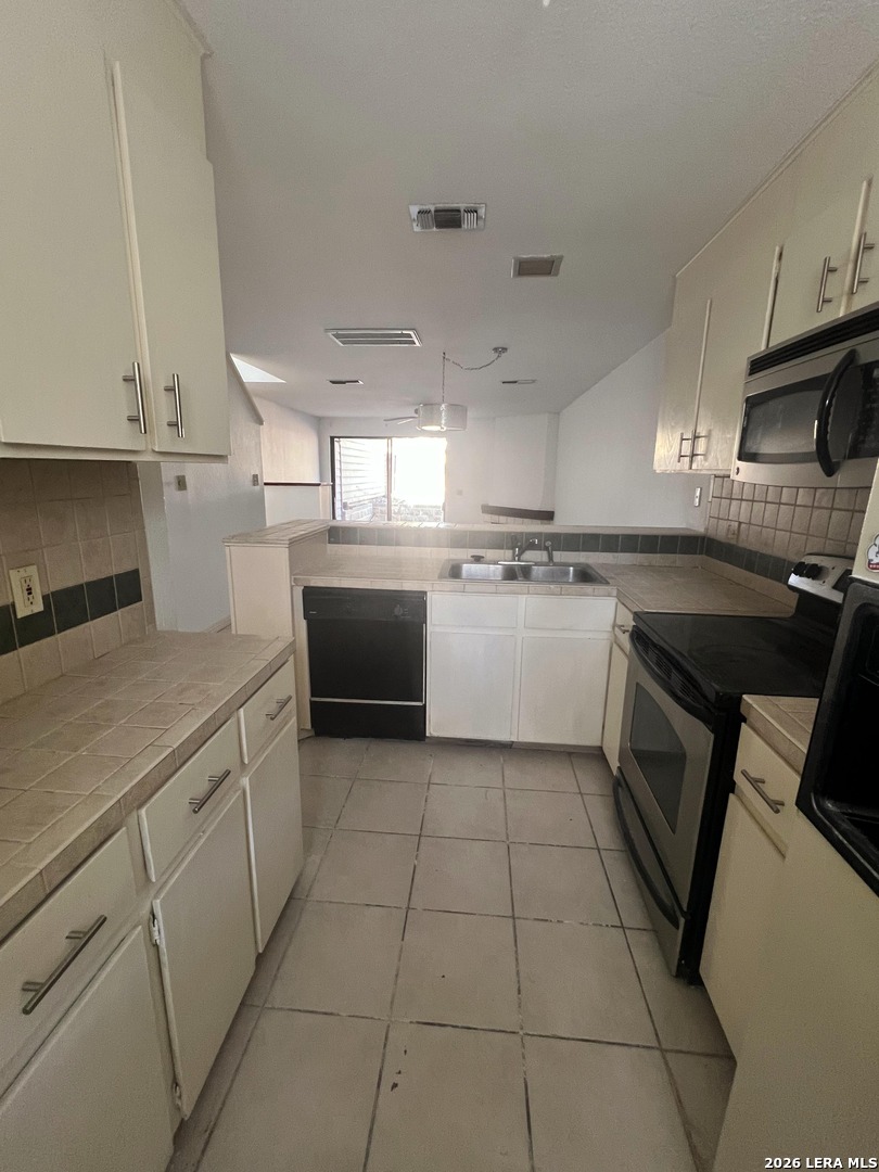 11815 Vance Jackson Road, Unit 3107 San Antonio, TX 78230 - Photo 3 of 11