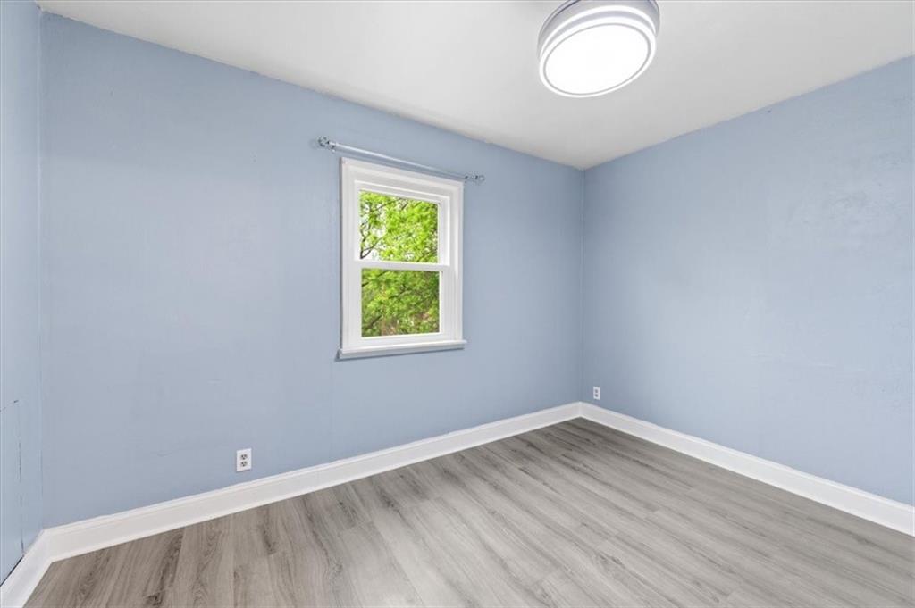 119 Planet Way McKees Rocks, PA 15136 - Photo 16 of 32