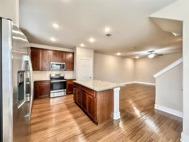 $1,850 | 3908 Ashton Drive, Sanger, TX 76266