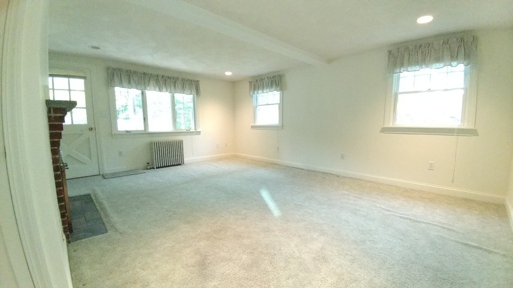 36 Dunbar Road Reading, MA 01867 - Photo 16 of 27 Gallery Image 16