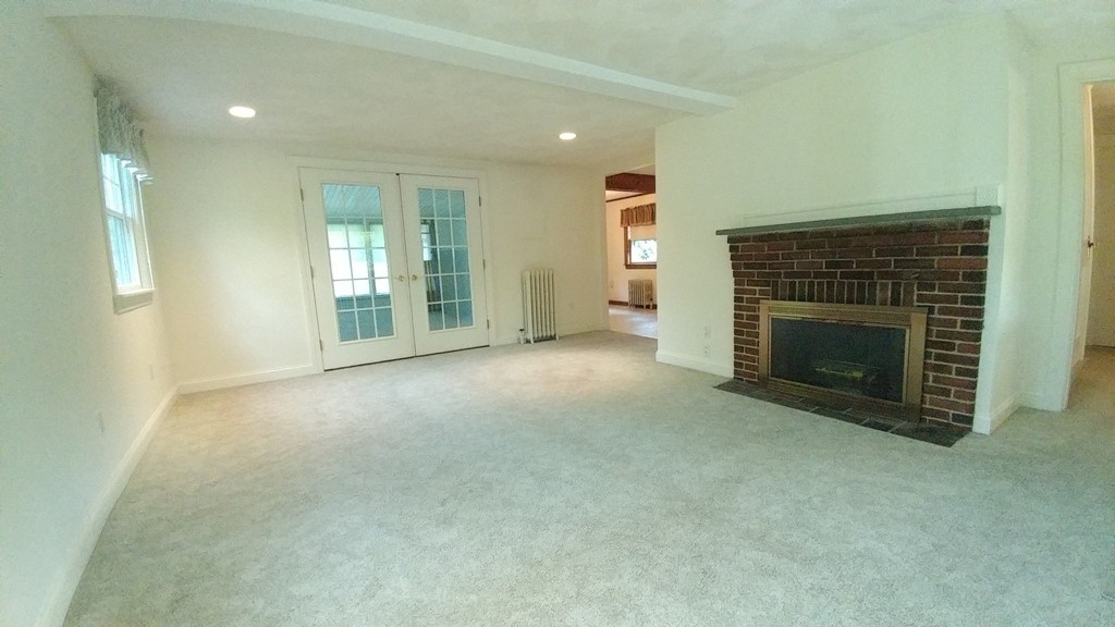 36 Dunbar Road Reading, MA 01867 - Photo 19 of 27 Gallery Image 19