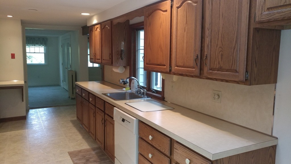 36 Dunbar Road Reading, MA 01867 - Photo 6 of 27 Gallery Image 6