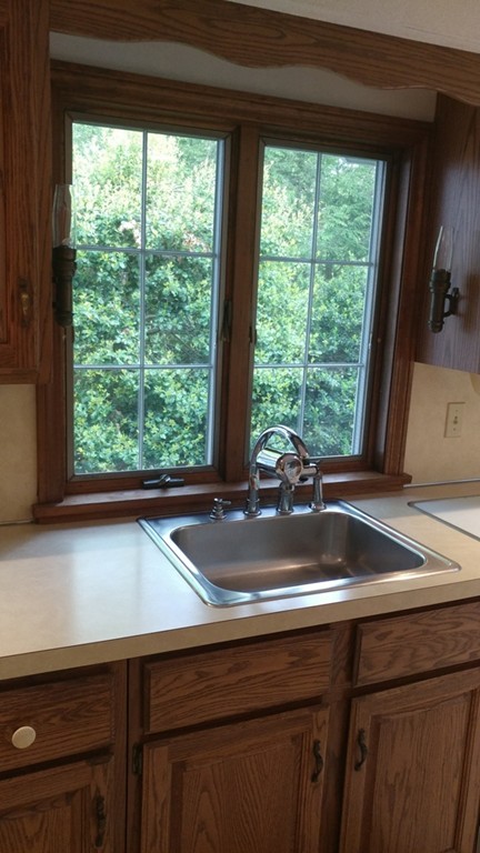 36 Dunbar Road Reading, MA 01867 - Photo 8 of 27 Gallery Image 8