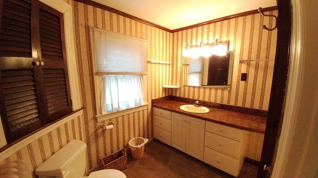 36 Dunbar Road Reading, MA 01867 - Photo 10 of 27 Gallery Image 10
