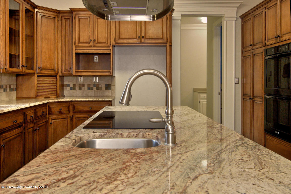 1901 Dowell Road Amarillo, TX 79124 - Photo 13 of 63 Kitchen Island