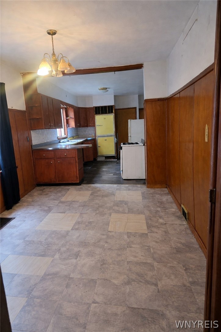 894 Prospect Avenue Buffalo, NY 14213 - Photo 18 of 18
