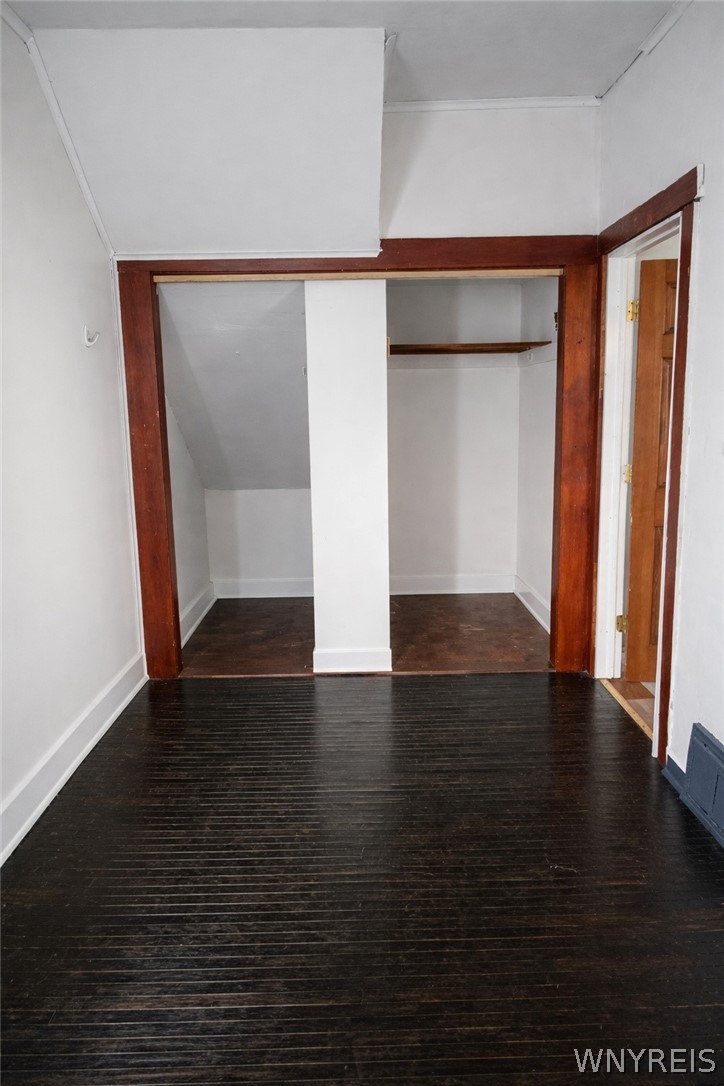 894 Prospect Avenue Buffalo, NY 14213 - Photo 10 of 18