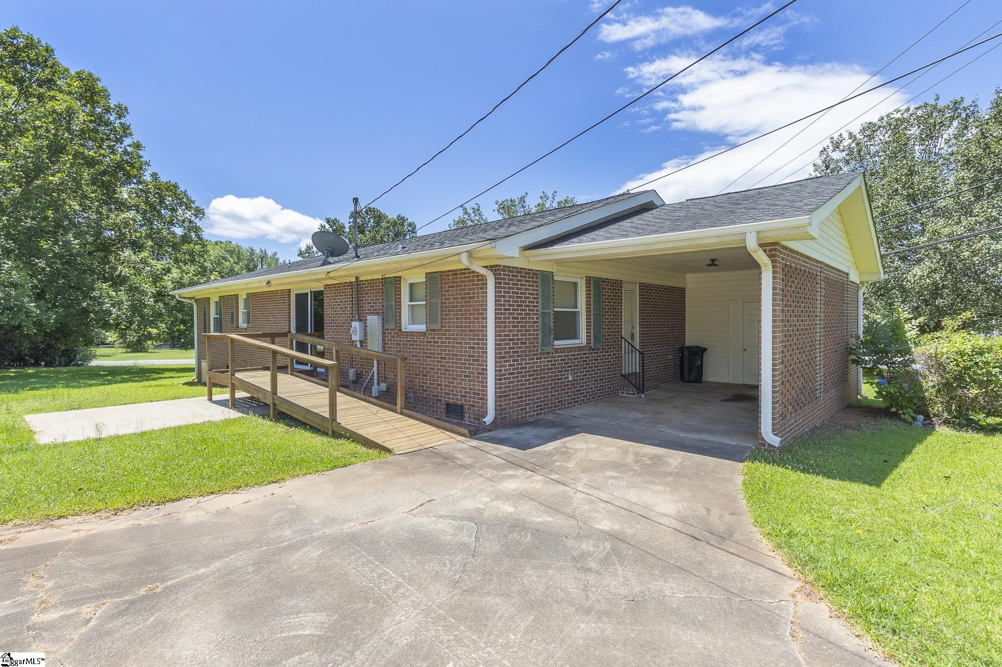 1115 Old Denver School Road Pendleton, SC 29670 - Photo 2 of 35