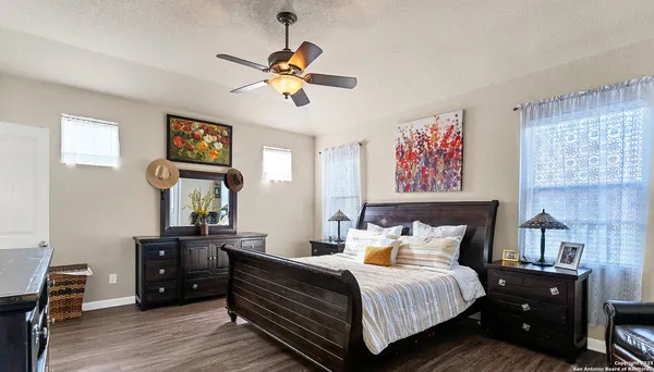 $1,800 | 11323 Oaks Hike, San Antonio, TX 78245