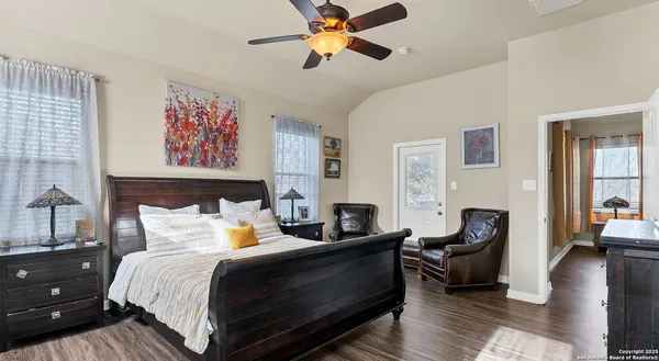 $1,800 | 11323 Oaks Hike, San Antonio, TX 78245