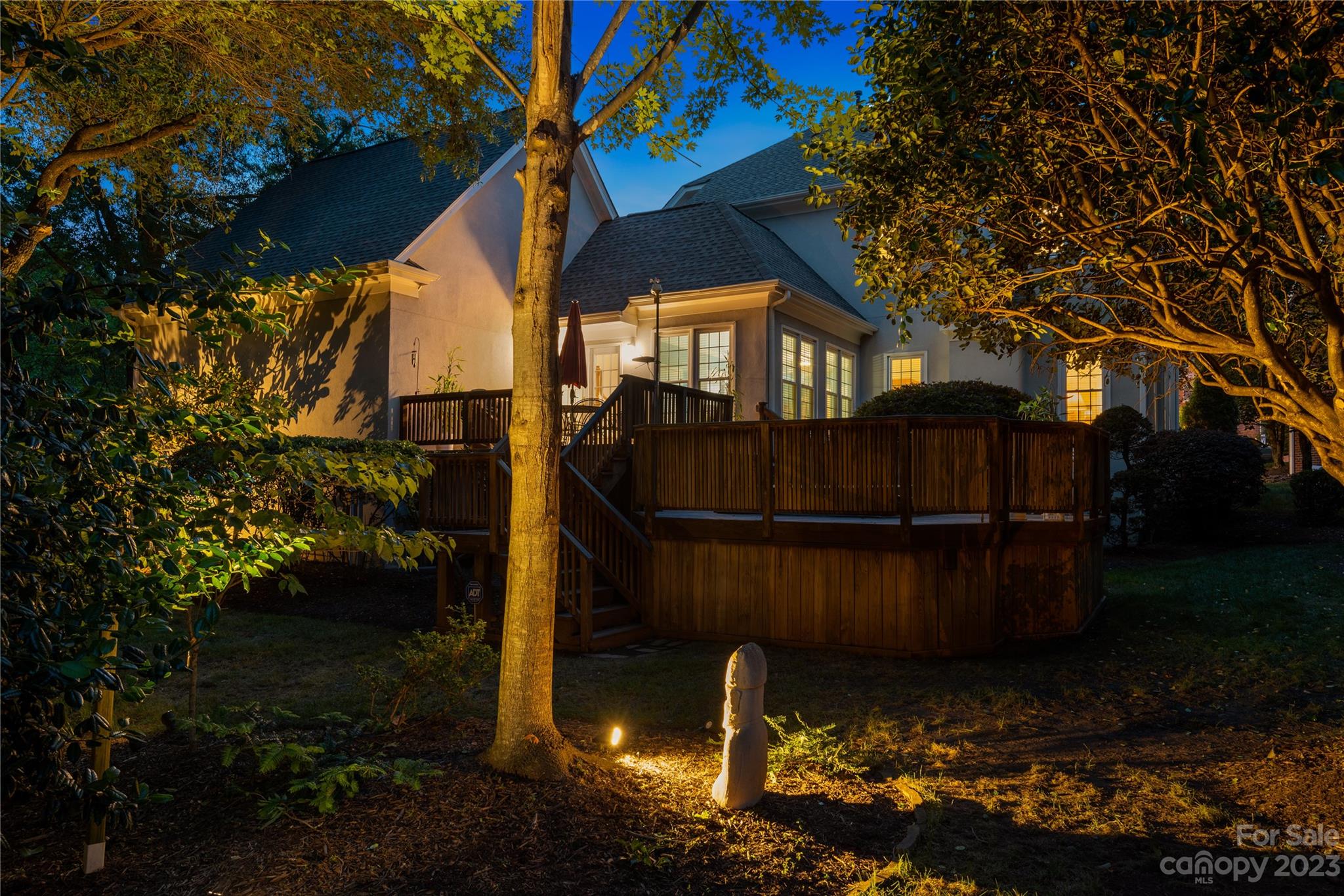 7604 Bosham Lane Charlotte, NC 28270 - Photo 36 of 39 a backyard of a house with lots of green space