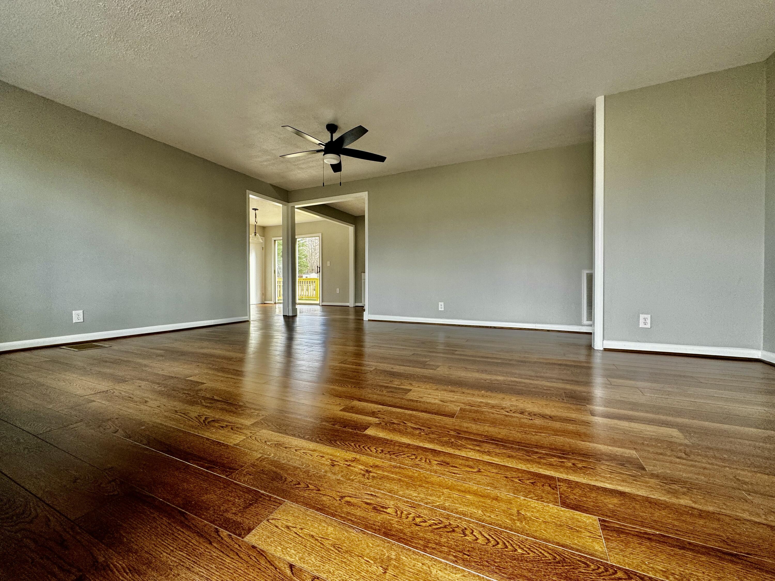 1824 Nace Road Fincastle, VA 24090 - Photo 3 of 20 tempImageEDJ4jV