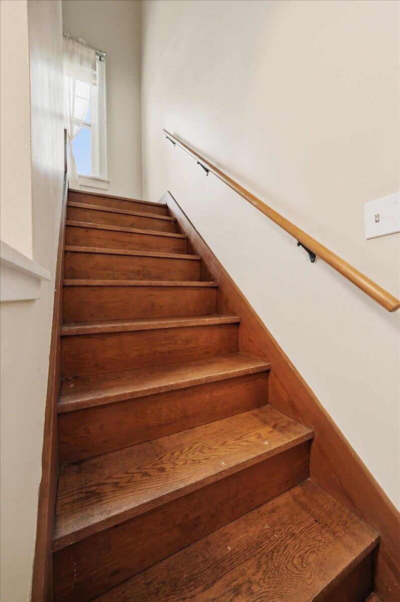 607 Oak Street Valparaiso, IN 46383 - Photo 15 of 32 797x1200