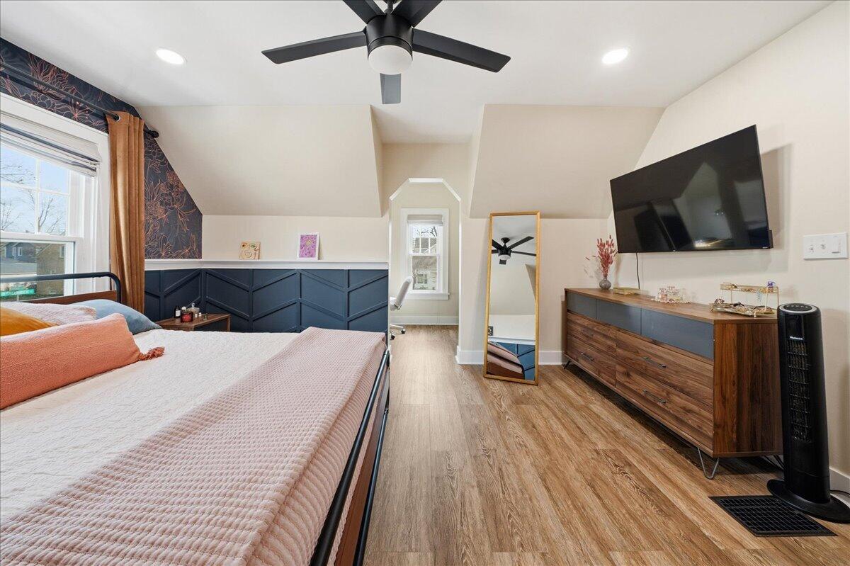 607 Oak Street Valparaiso, IN 46383 - Photo 18 of 32 1200x799