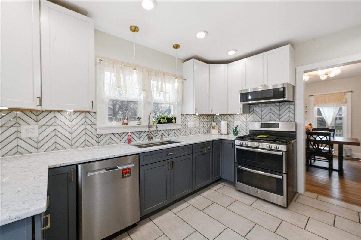 607 Oak Street Valparaiso, IN 46383 - Photo 6 of 32 1200x800