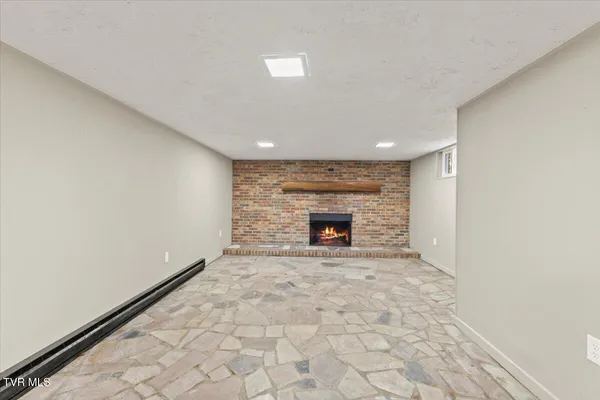 $319,900 | 188 Arlington Drive, Johnson City, TN 37601