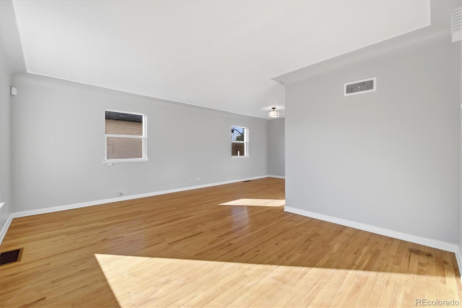 2053 Quitman Street Denver, CO 80212 - Photo 4 of 39