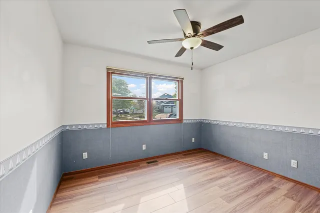 $384,900 | 2401 Lakewood Drive, Champaign, IL 61822