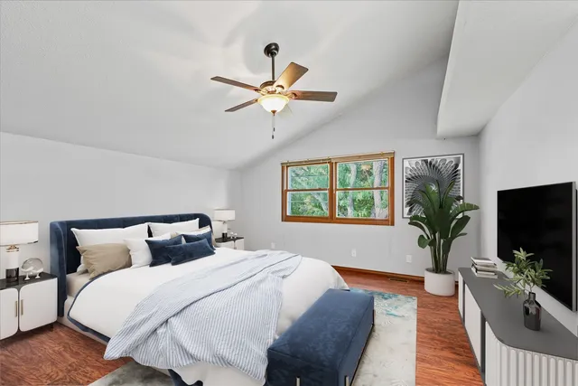 $384,900 | 2401 Lakewood Drive, Champaign, IL 61822