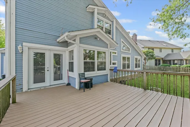 $384,900 | 2401 Lakewood Drive, Champaign, IL 61822