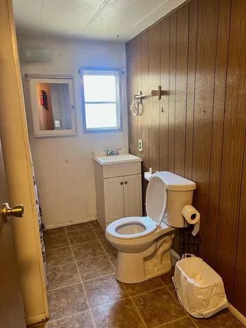 a view of backyard with a garden and plants