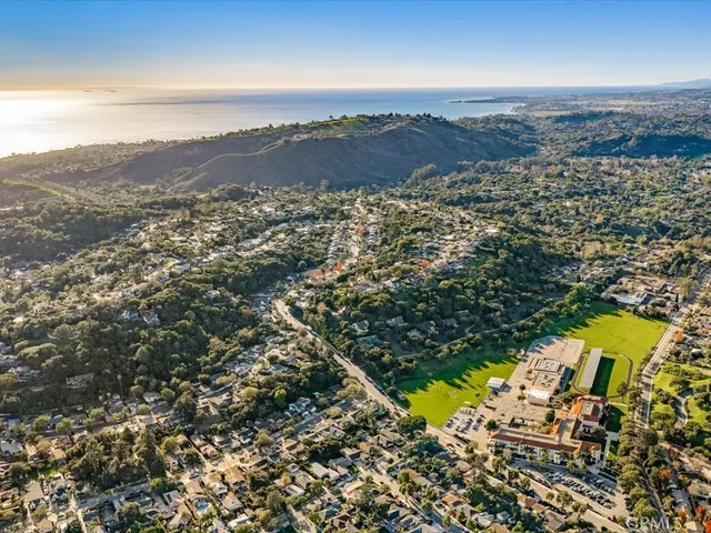 $1,499,888 | 2110 Monterey Street, Santa Barbara, CA 93101