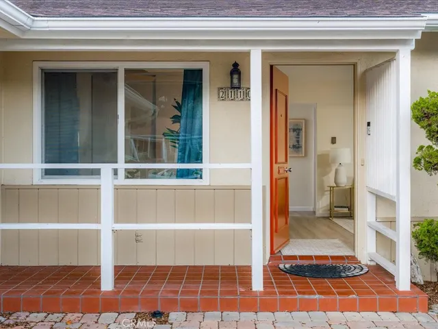 $1,499,888 | 2110 Monterey Street, Santa Barbara, CA 93101