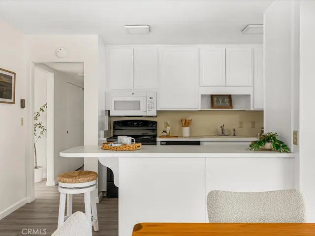 $1,499,888 | 2110 Monterey Street, Santa Barbara, CA 93101