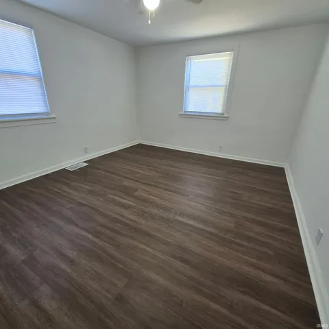 $119,900 | 3425 South Dayton Avenue, Muncie, IN 47302