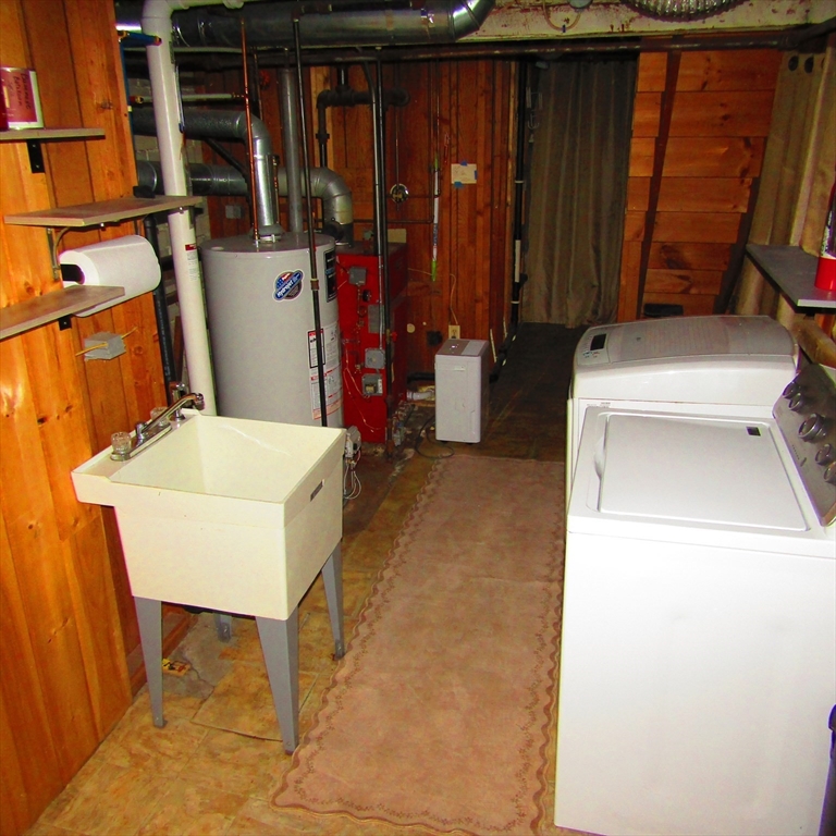 465 Spring Street Northampton, MA 01053 - Photo 24 of 30