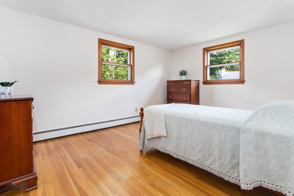 9 Hemlock Road Reading, MA 01867 - Photo 16 of 42 Gallery Image 16